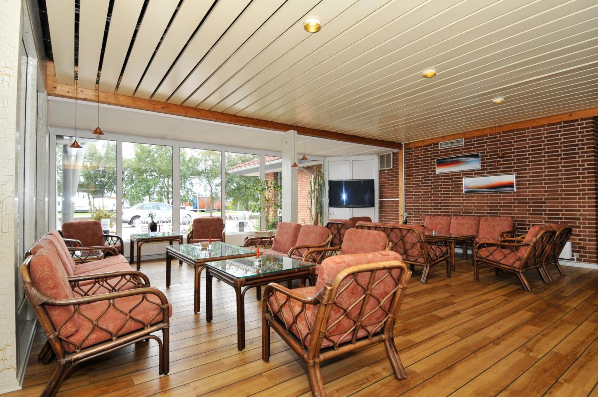 Hotel Lynggaarden Herning Buitenkant foto